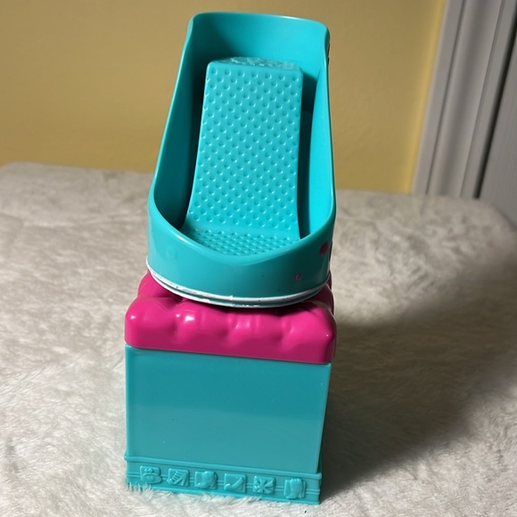 Shopkins display stands shoe store, six pieces, high heel stand, mirror stand - Picture 11 of 11